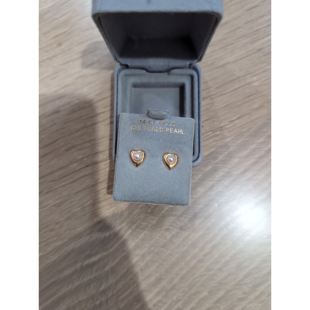 Vintage 1990s 14K Gold Cultured  Pearl Heart Earrings In Box - Picture 2 of 13